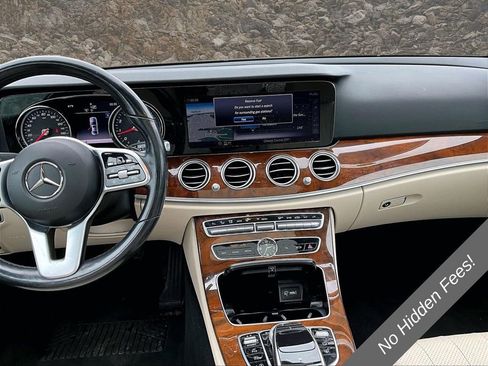 Used 2019 Mercedes-Benz E 300 4MATIC w/ Driver Assistance Package image 6