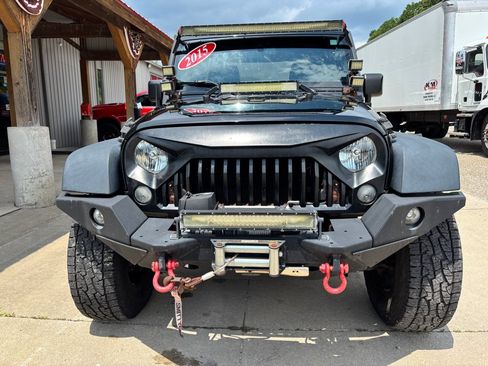 Used 2015 Jeep Wrangler Sport w/ Quick Order Package 24S AWD/4WD image 6