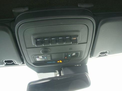 Used 2023 Ford Bronco Wildtrak image 22
