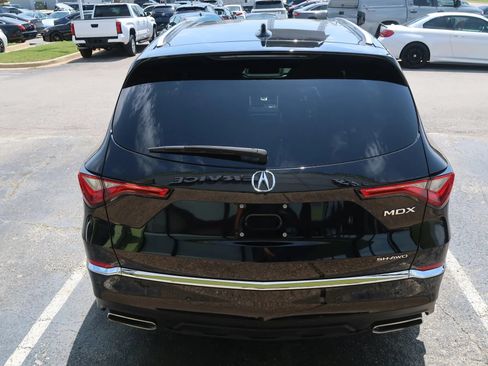 Used 2024 Acura MDX w/ Advance Package AWD/4WD image 10