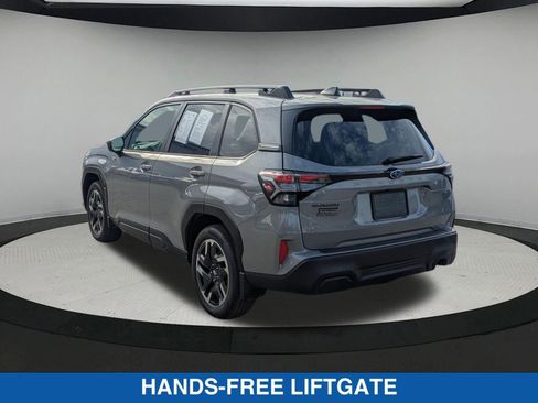 Certified 2025 Subaru Forester Premium AWD/4WD image 6