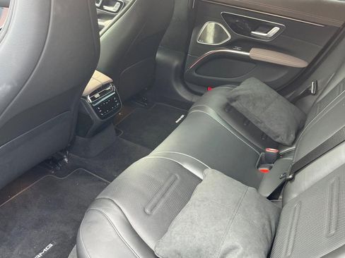 Used 2023 Mercedes-Benz EQS AMG 4MATIC image 10