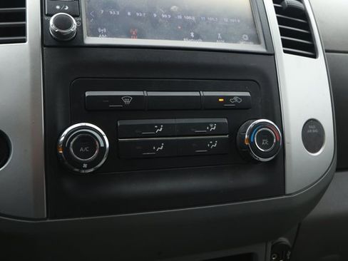 Used 2020 Nissan Frontier S image 17