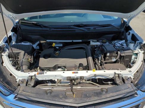 Used 2024 Chevrolet Equinox LT FWD image 30