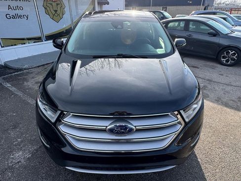 Used 2018 Ford Edge Titanium w/ Equipment Group 302A AWD/4WD image 7