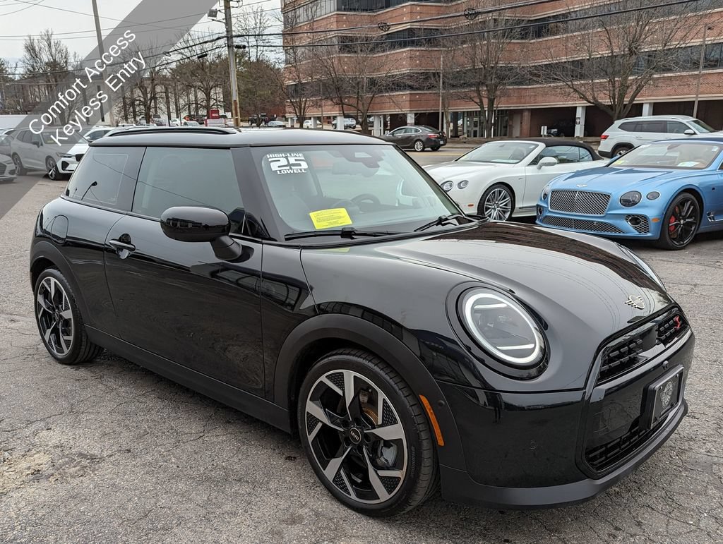 Used 2025 MINI Cooper S FWD image 6