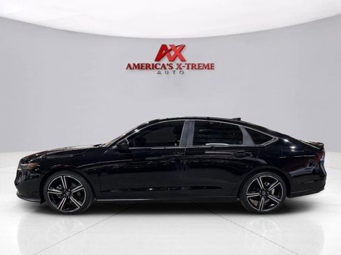 Used 2024 Honda Accord Sport image 3