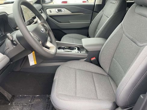 New 2026 Ford Explorer Active image 13