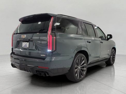 Certified 2025 Cadillac Escalade V w/ LPO, Floor Liner Package AWD/4WD image 19