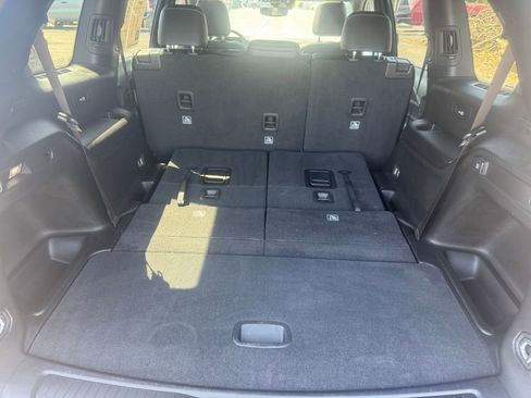 Used 2024 Jeep Grand Cherokee L Altitude AWD/4WD image 48