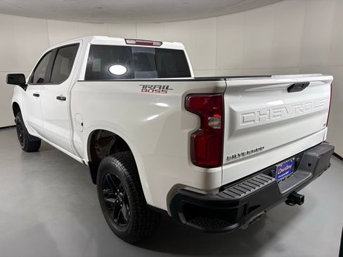 Used 2021 Chevrolet Silverado 1500 LT Trail Boss w/ Convenience Package II image 13