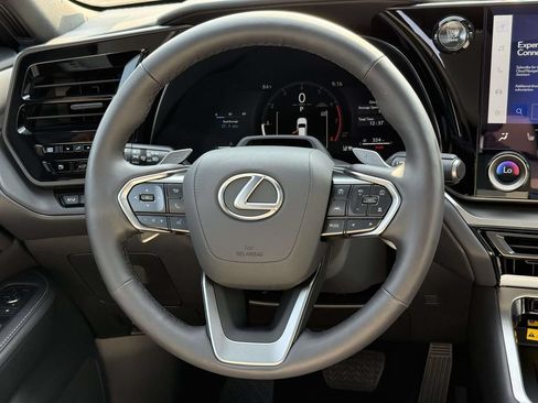 Used 2026 Lexus TX 350 AWD w/ Technology Package image 9