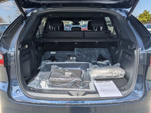 New 2026 MAZDA CX-90 Plug-In Hybrid w/ Premium Plus AWD/4WD image 32