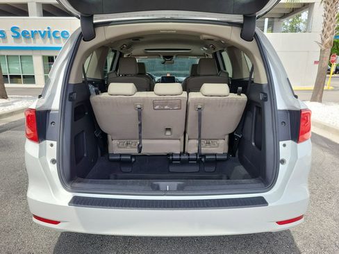 Used 2024 Honda Odyssey EX-L image 10