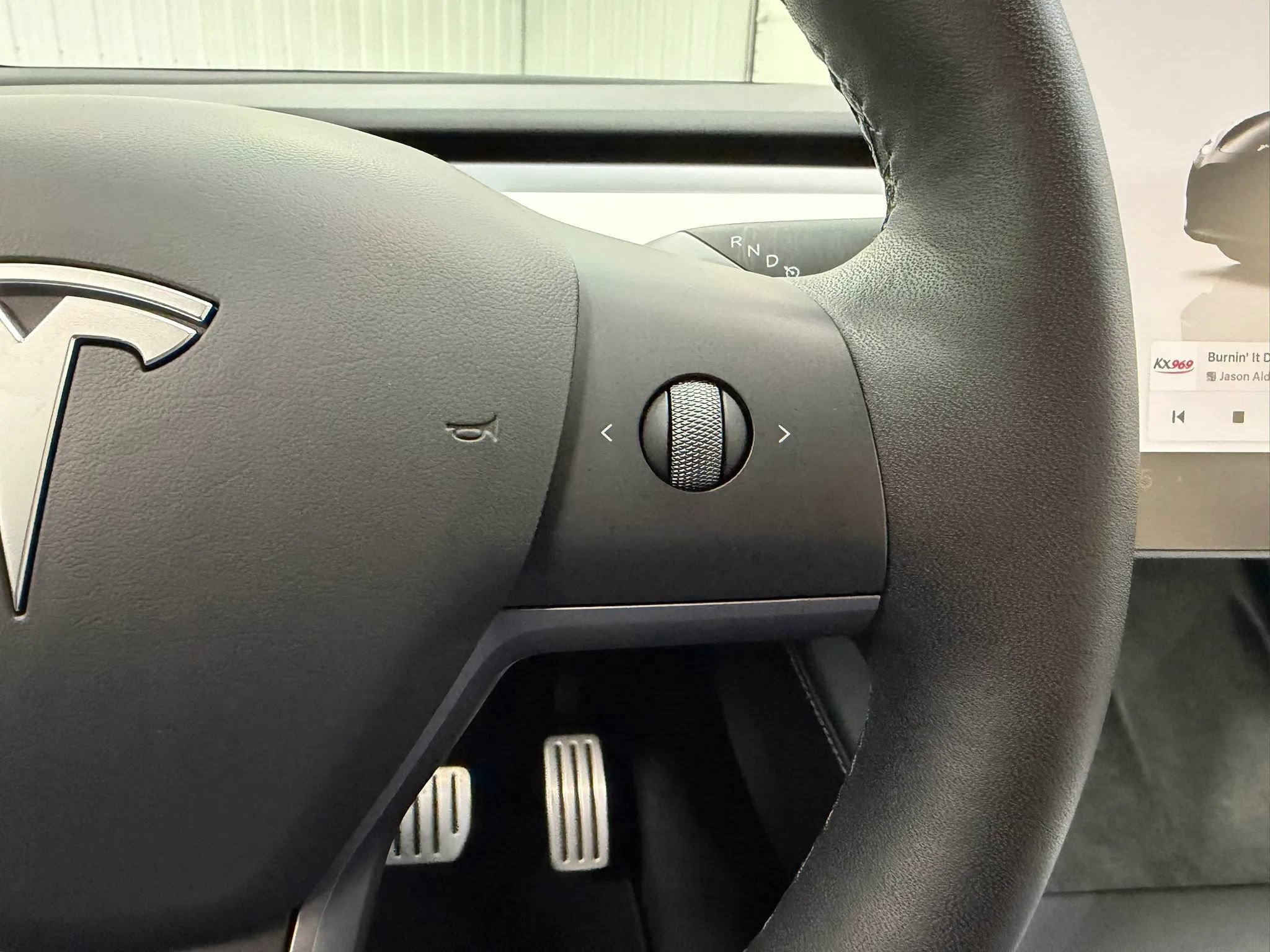 Used 2025 Tesla Model Y Performance AWD/4WD image 28