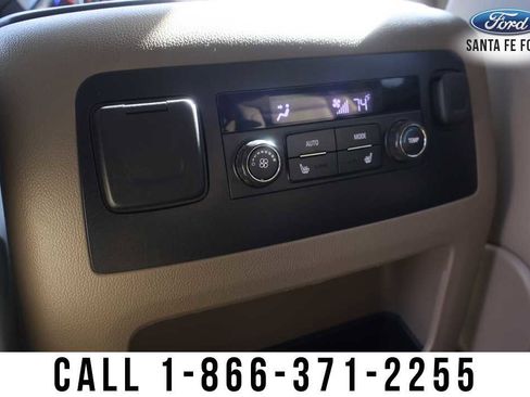Used 2015 Chevrolet Suburban LT w/ Luxury Package RWD image 28