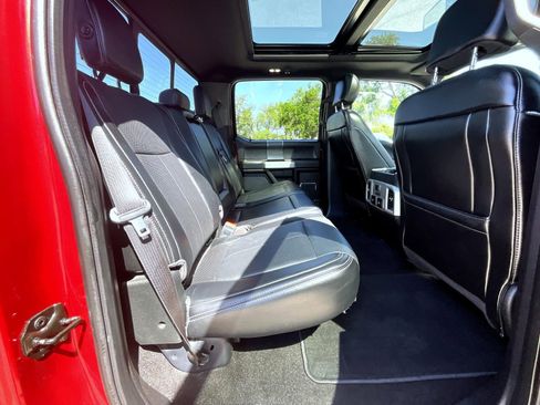 Used 2018 Ford F150 Lariat w/ Equipment Group 502A Luxury AWD/4WD image 21