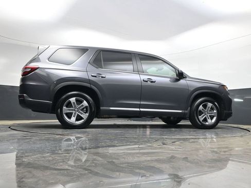Used 2025 Honda Pilot EX-L image 33