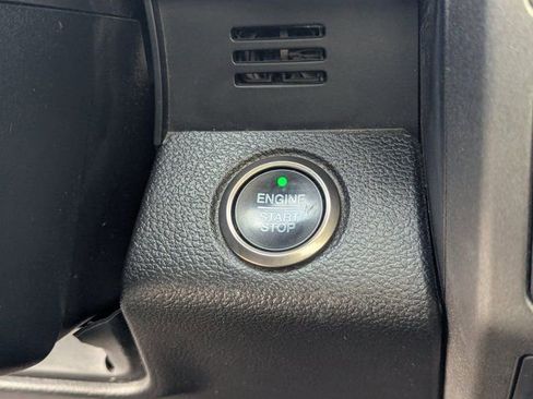 Used 2019 Ford F150 Raptor w/ Equipment Group 802A Luxury image 18