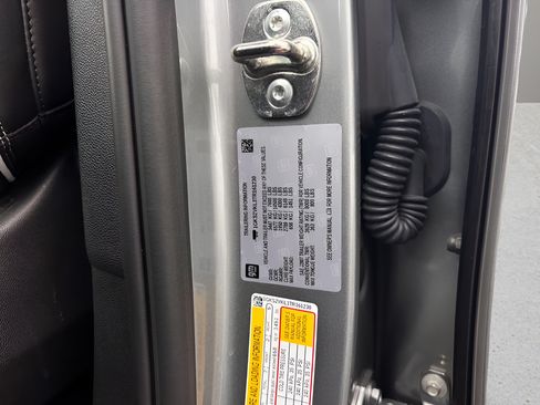 Used 2026 GMC Yukon AT4 Ultimate AWD/4WD image 31