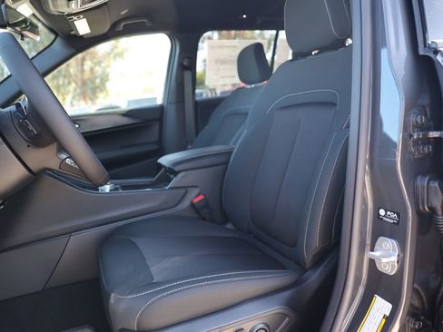 New 2025 Jeep Grand Cherokee Laredo w/ MOPAR Finishing Package image 19