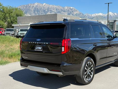 Used 2025 Ford Expedition Platinum AWD/4WD image 10