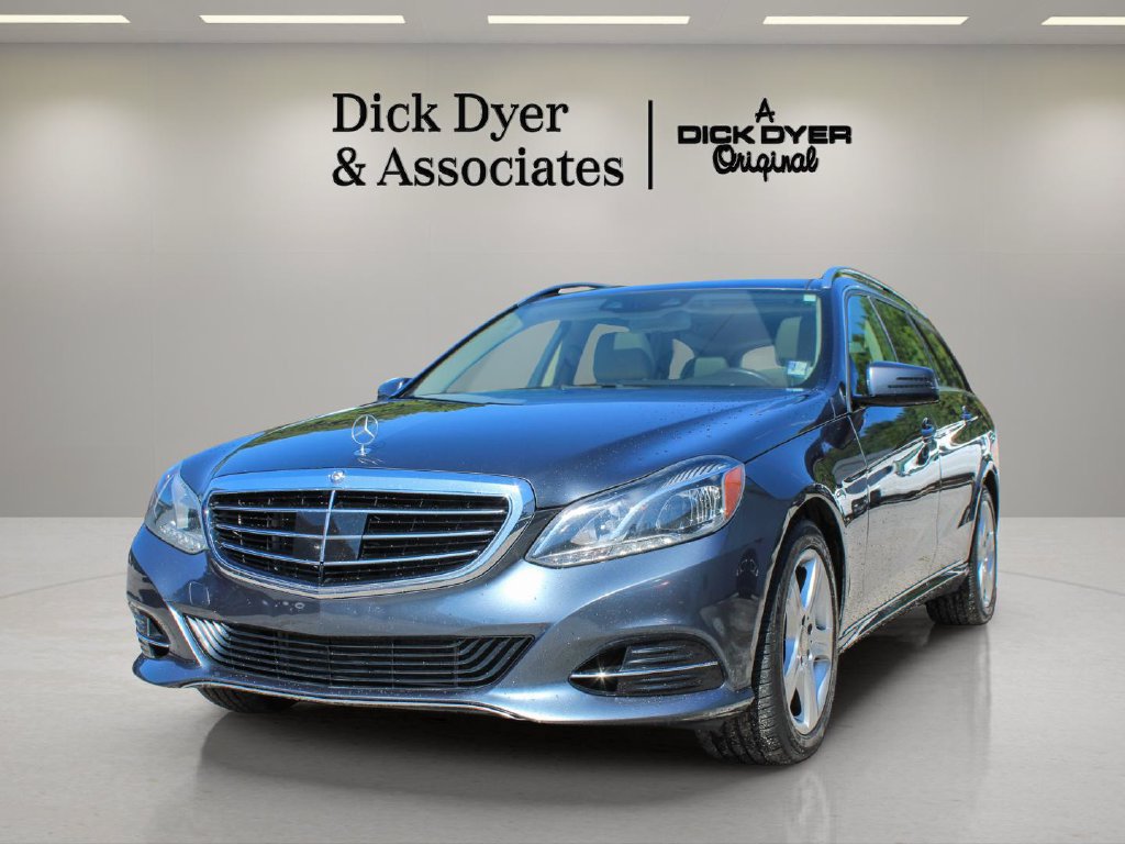 Used 2016 Mercedes-Benz E 350 4MATIC Wagon image 5