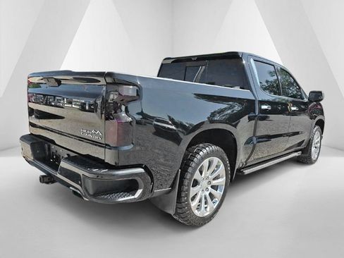 Used 2020 Chevrolet Silverado 1500 High Country w/ Technology Package AWD/4WD image 5