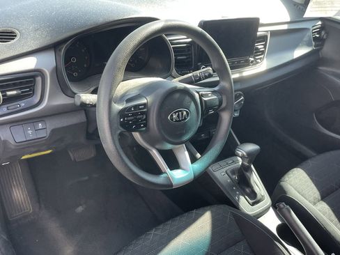 Used 2021 Kia Rio LX FWD image 7