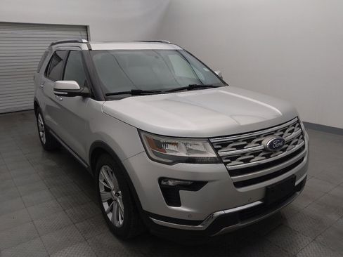 Used 2019 Ford Explorer Limited w/ Class III Trailer Tow Package FWD image 13
