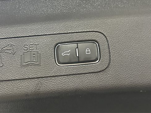 Used 2021 Lincoln Aviator Reserve image 52