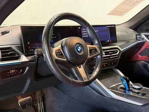 Used 2023 BMW i4 eDrive40 w/ M Sport Package image 14