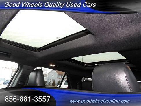 Used 2019 Ford Explorer Limited w/ Ford Safe & Smart Package image 25