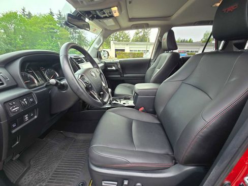 Used 2024 Toyota 4Runner TRD Off-Road Premium w/ Off Road Premium Plus Package AWD/4WD image 21