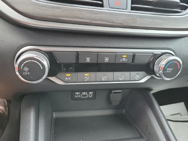 Used 2025 Nissan Altima 2.5 SV FWD image 22