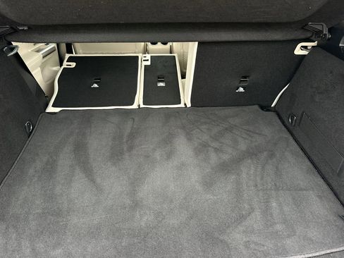 Certified 2025 Mercedes-Benz GLA 250 image 37