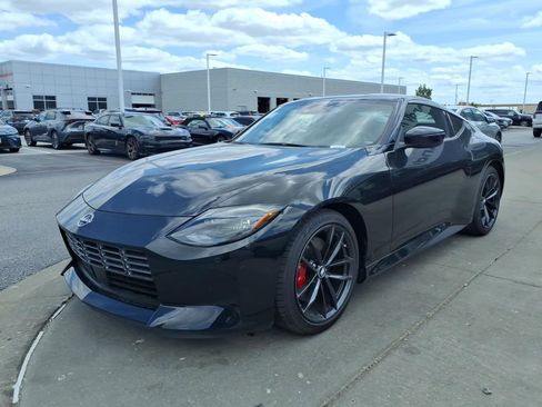 New 2026 Nissan Z Performance w/ Floor Mat Package RWD image 4