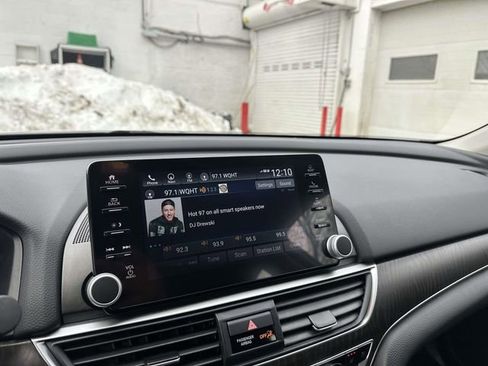 Certified 2021 Honda Accord Touring image 24