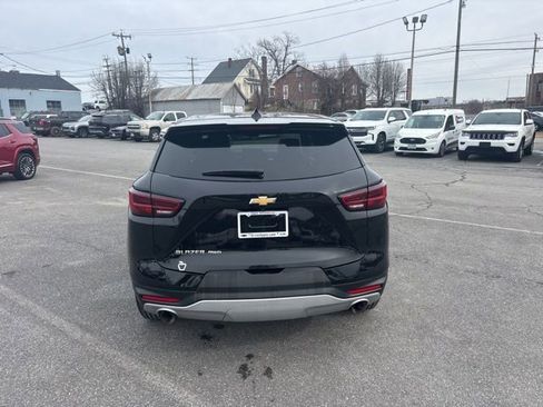 Used 2025 Chevrolet Blazer LT image 6