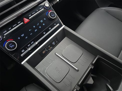 Certified 2025 Hyundai Santa Fe SEL image 25