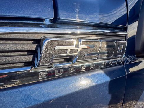 Used 2011 Ford F250 XLT w/ XLT Interior Pkg image 10