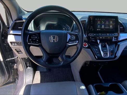 Used 2024 Honda Odyssey Touring image 6