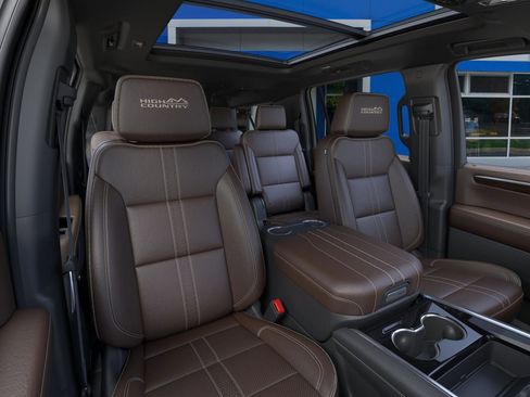 New 2026 Chevrolet Suburban High Country image 42