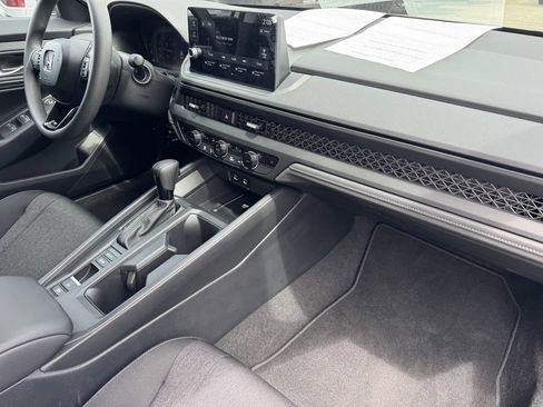 Used 2026 Honda Accord SE image 7