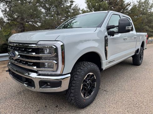 New 2026 Ford F250 Lariat image 30