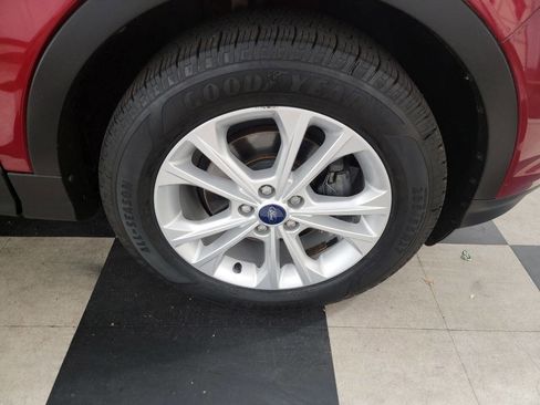 Used 2018 Ford Escape SE FWD image 42