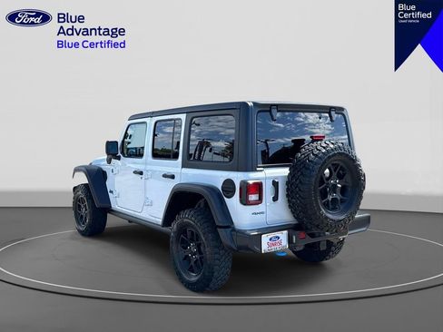 Used 2024 Jeep Wrangler Unlimited AWD/4WD image 7