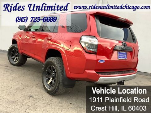 Used 2018 Toyota 4Runner TRD Off-Road Premium AWD/4WD image 7
