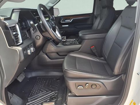 Used 2023 GMC Sierra 1500 Denali image 8