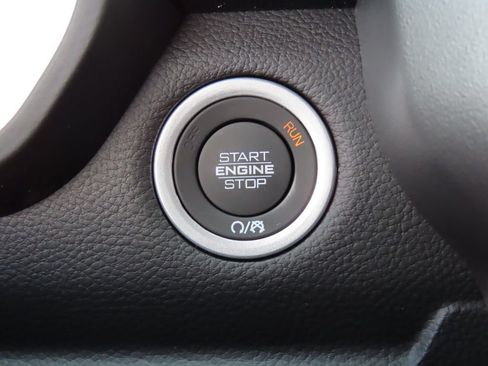 New 2026 RAM 1500 Big Horn AWD/4WD image 13